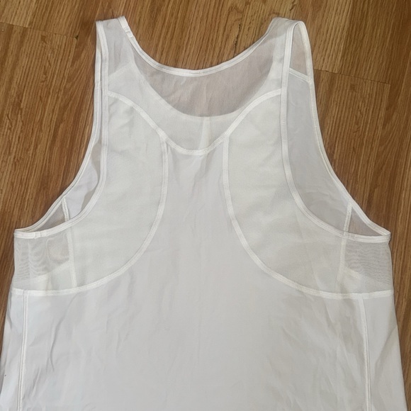 Lululemon Sculpt Tank Top White Size 6 - Picture 3 of 3